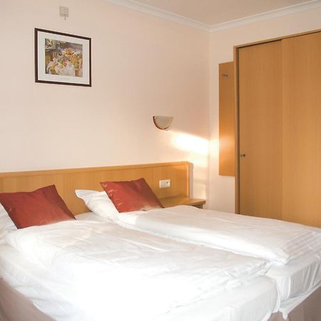 Hotel Saint-Martin ボヴィニー エクステリア 写真